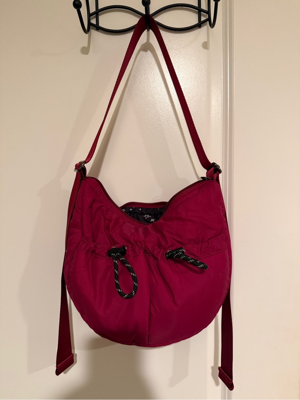 ✨Rad Rev- Used Fuchsia Hobo Shoulder Bag for Women